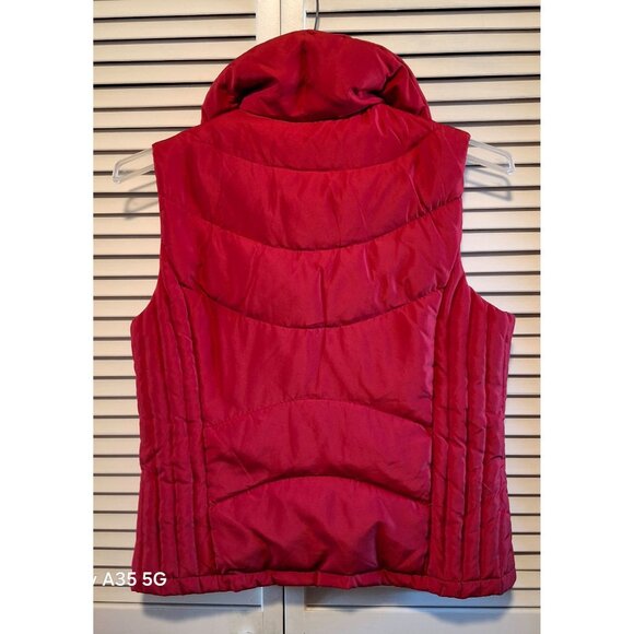 Kenneth Cole Reaction Red Quilted Puffer Vest With Pockets M Feather Cozycore - Picture 4 of 6